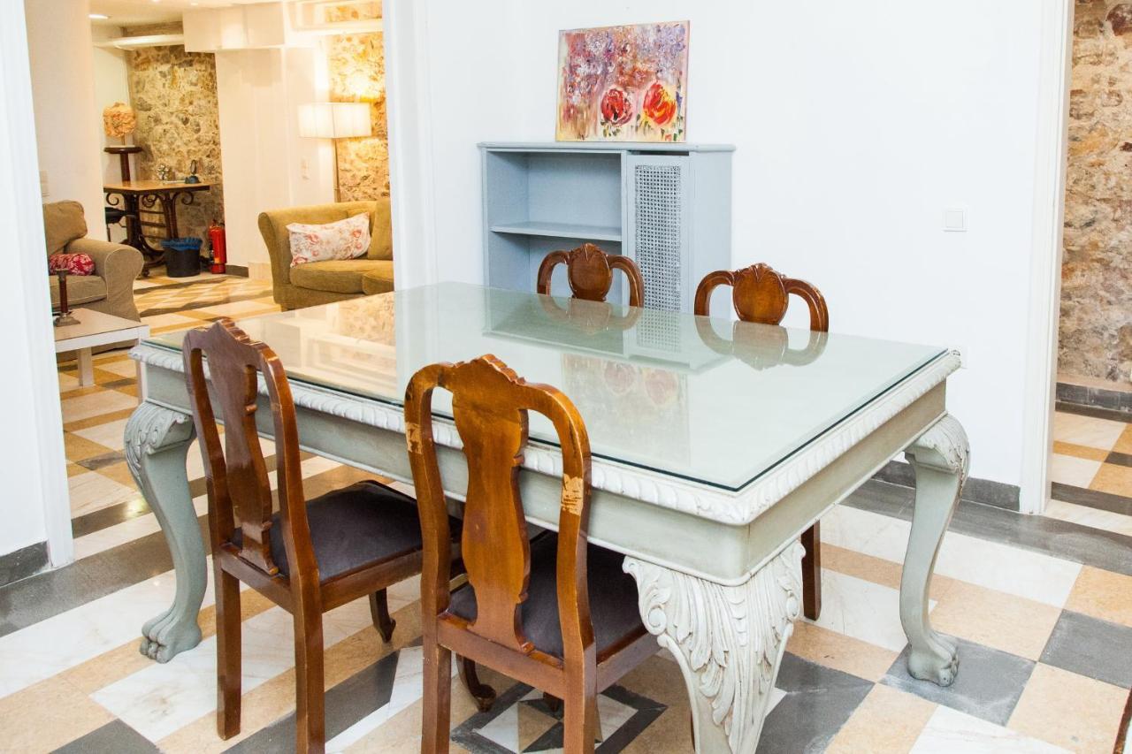 Chic Charming Central Athens Apt. 외부 사진