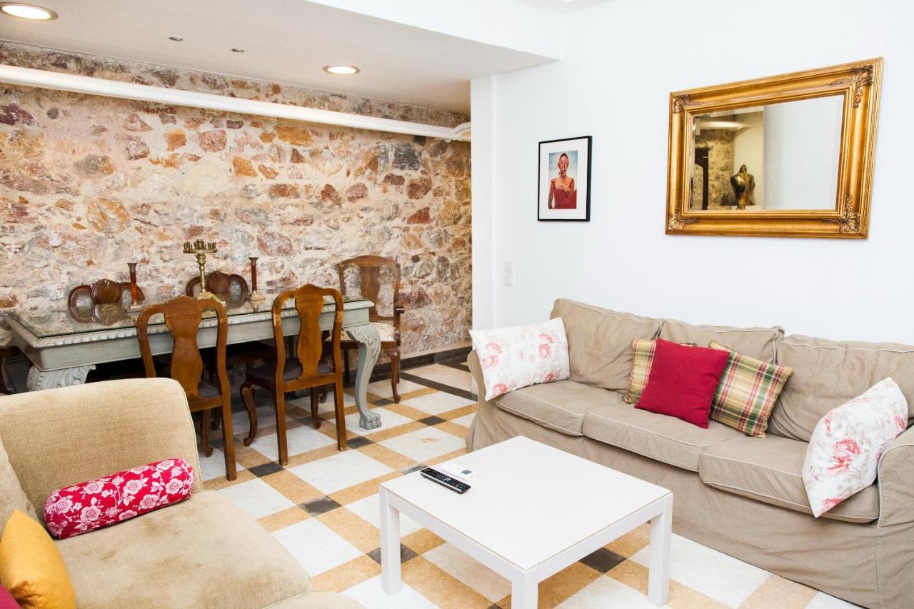 Chic Charming Central Athens Apt. 외부 사진